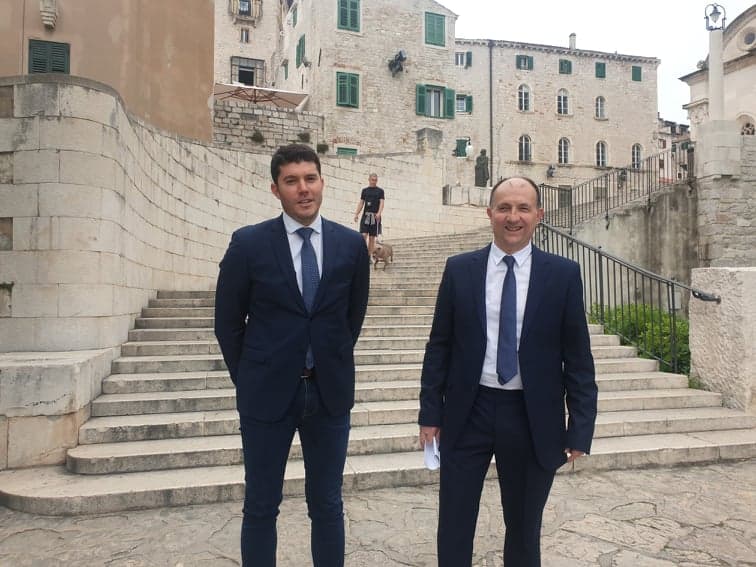 Glavaš predstavljanje programa započeo citiranjem Račana: Usporedio Burića sa Sanaderom
