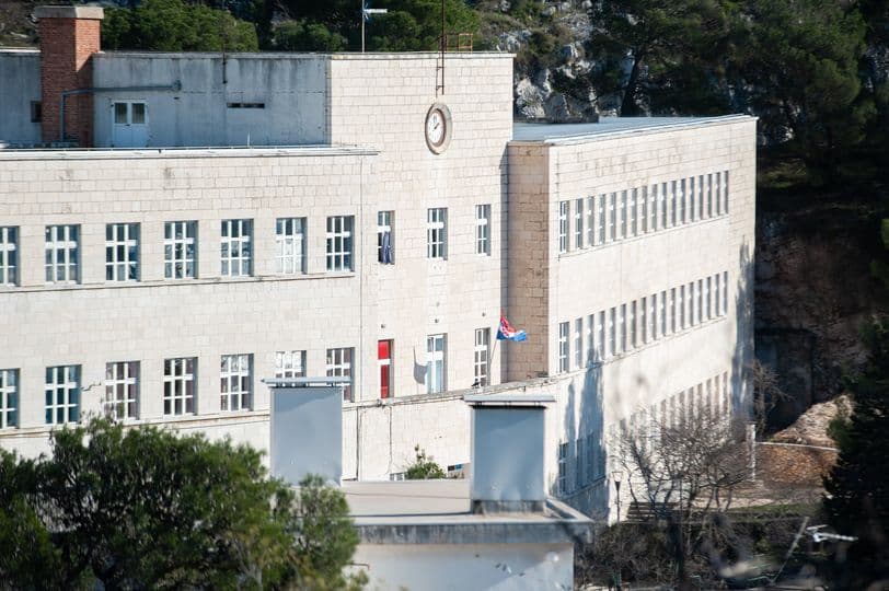 U Hrvatskoj već cijepljeno 1300 tinejdžera, od jeseni će se svi moći cijepiti  