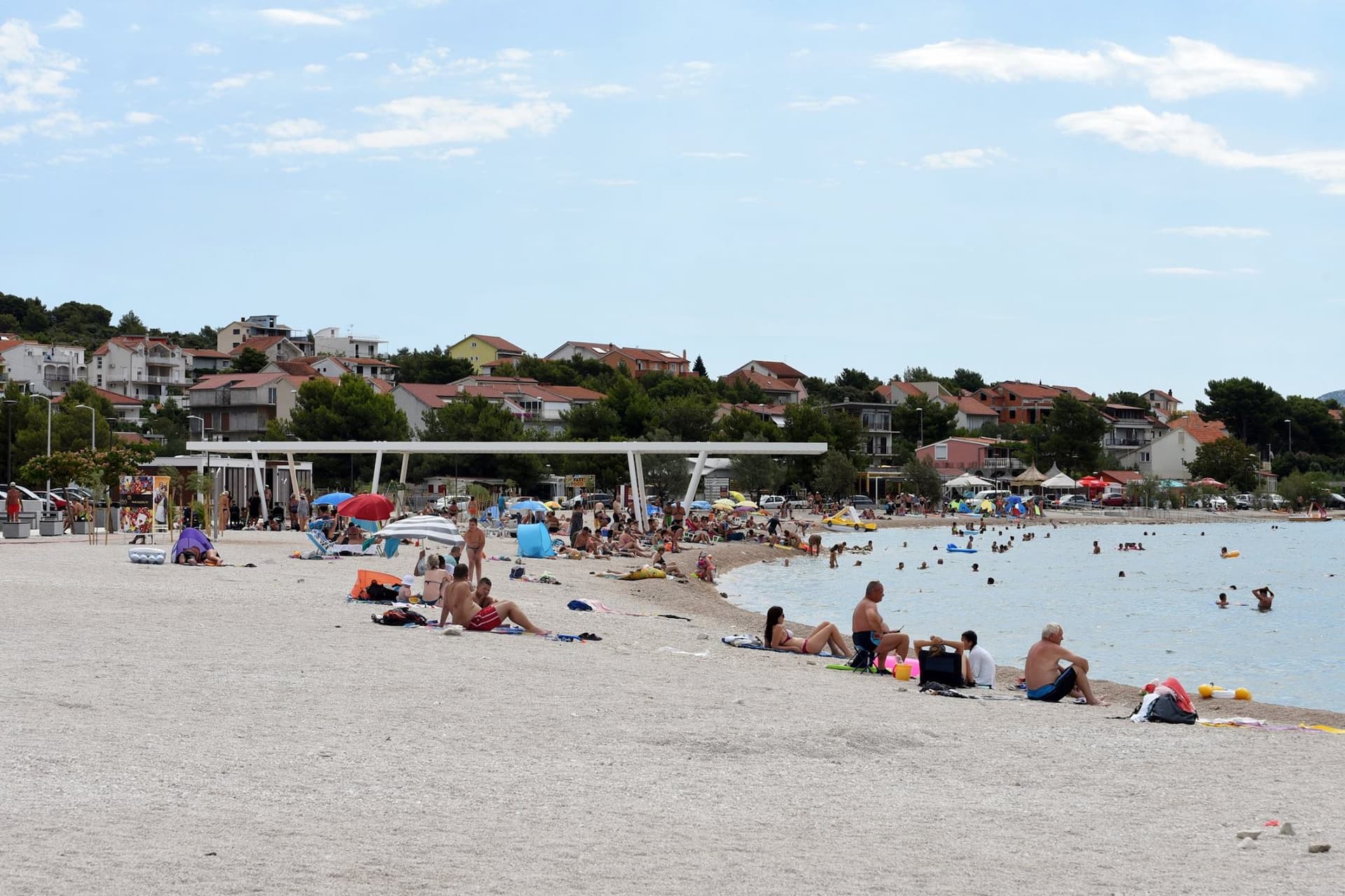 Šibenska policija savjetuje kako spriječiti krađe romobila, bicikla i stvari koje ostavljate na plaži 
