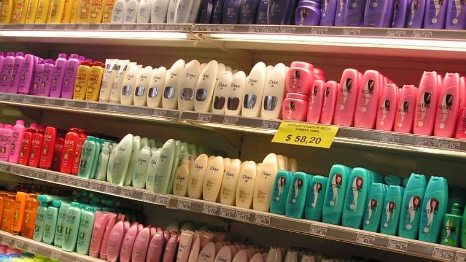 Dermatolozi tvrde da je kupovanje ovih osam proizvoda čisto bacanje novca 