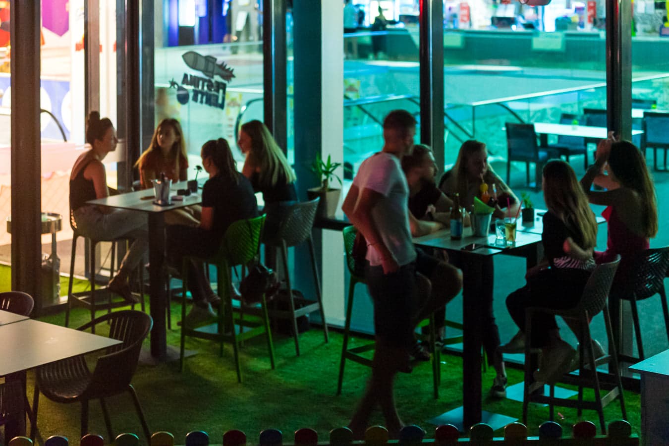 Provjerite kako je bilo na prvom After Beach Roof Top Partyju u Festini Lente! 