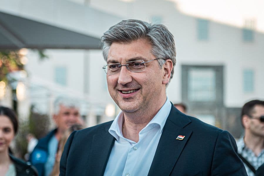 Plenković:  'Mogao bih se složiti s Milanovićem o ukidanju mjera nakon sezone'