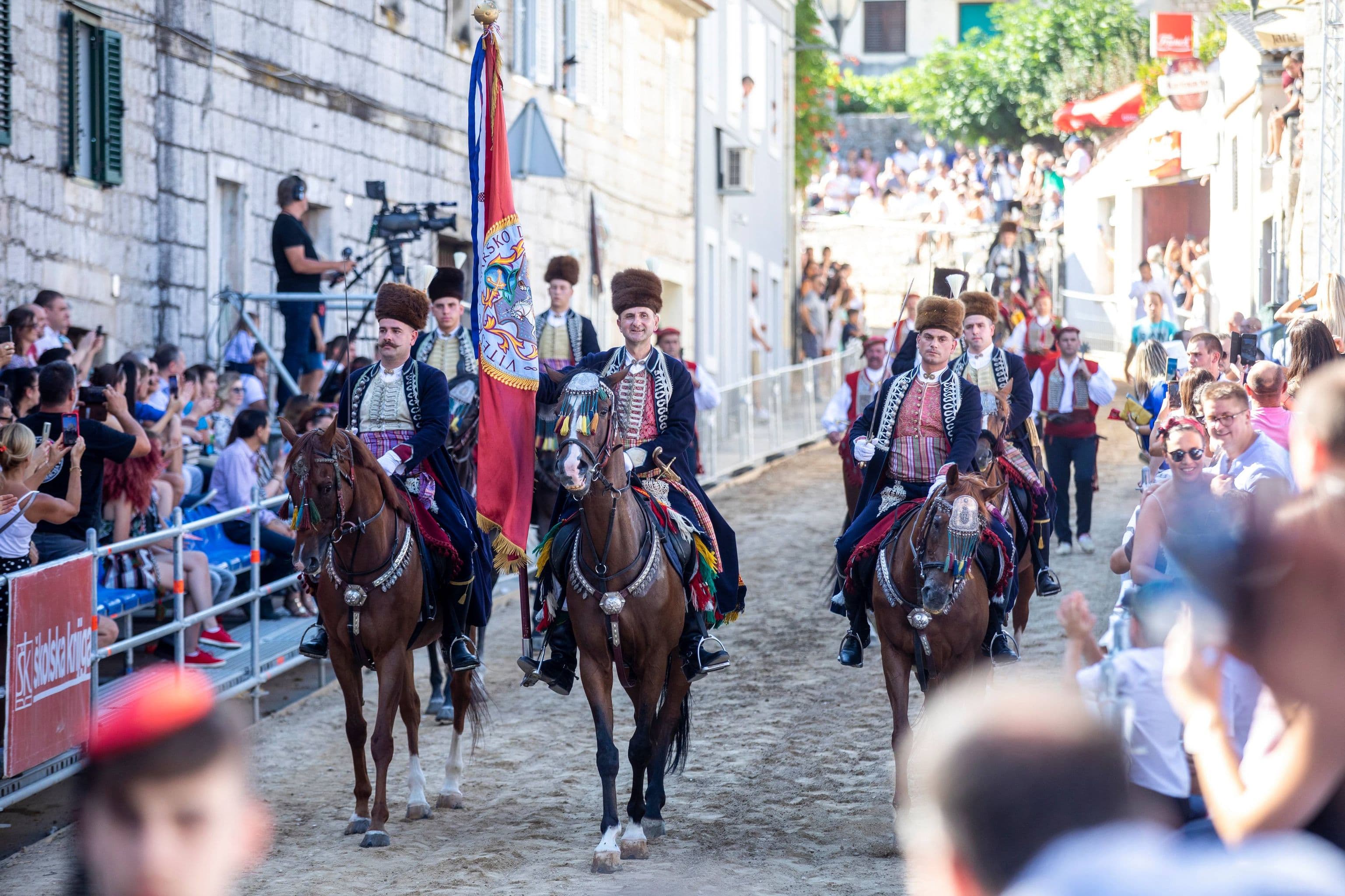 Alkarski vojvoda Ramljak: 'Zaštitimo živote, cijepimo se svi koji možemo' 
