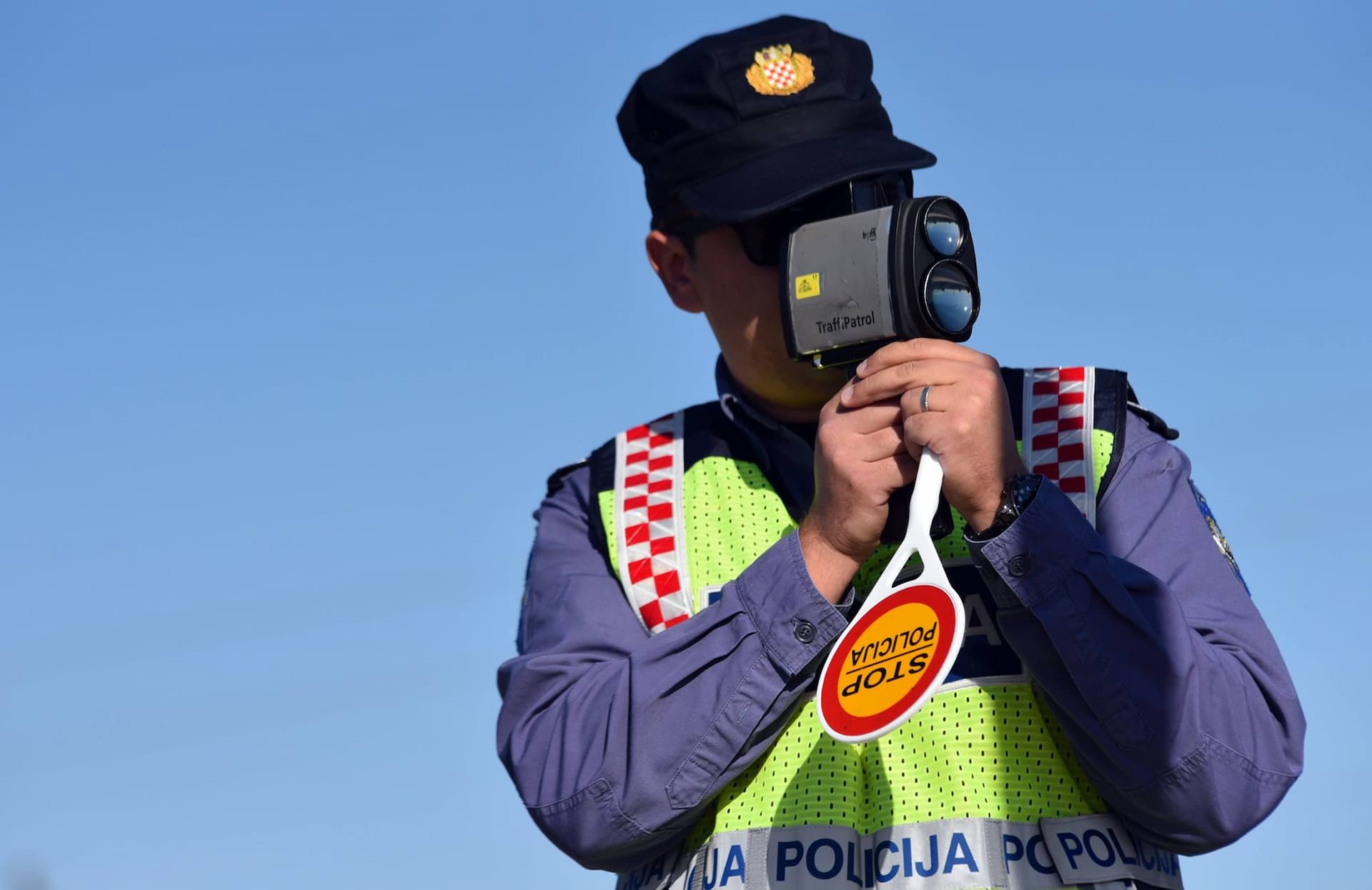 HAC priprema aplikaciju koja će vozače upozoravati: 'Usporite, prebrzi ste'