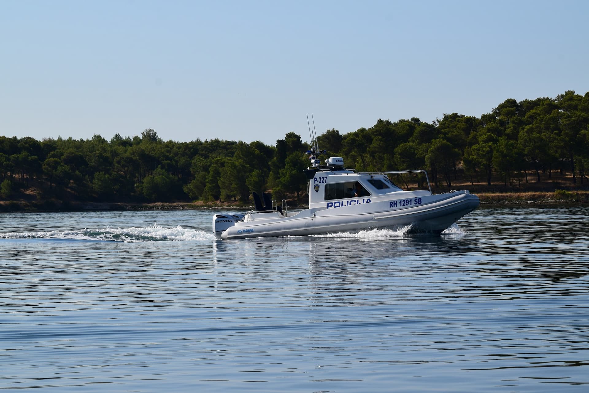Djevojčica kojoj je u nesreći s jet-skijem u Marini poginula majka bori se za život  