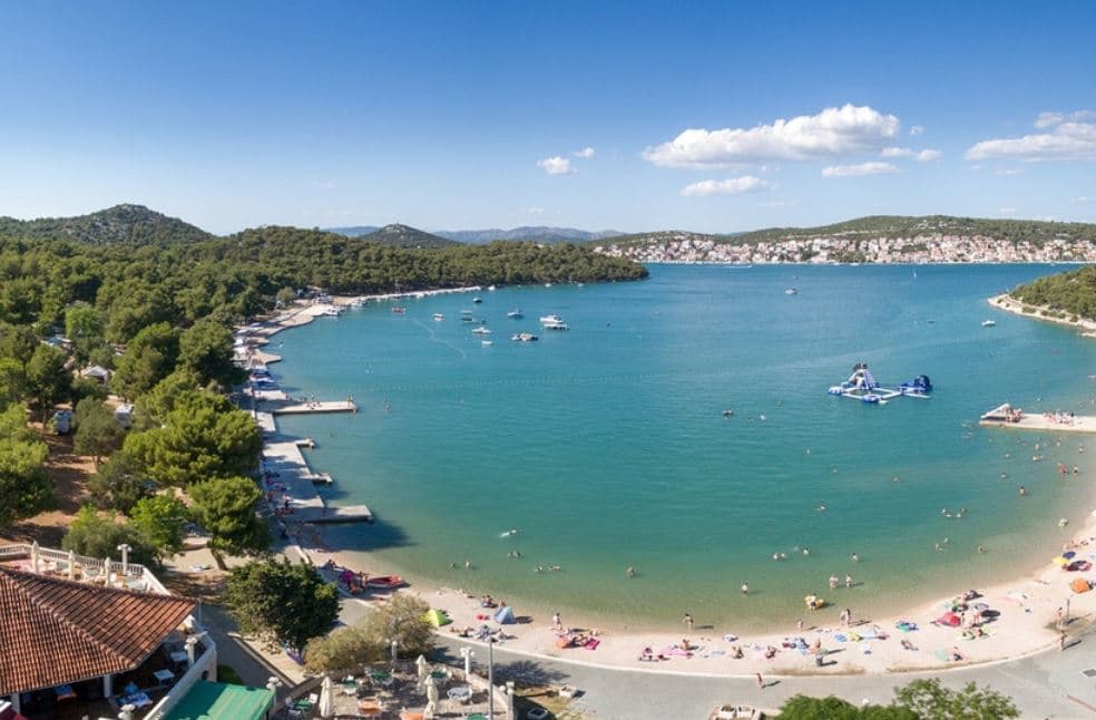 Ovih 18 plaža u Hrvatskoj ima koncesiju, smiju se ograđivati i naplaćivati ulaz: U našoj županiji su dvije takve 