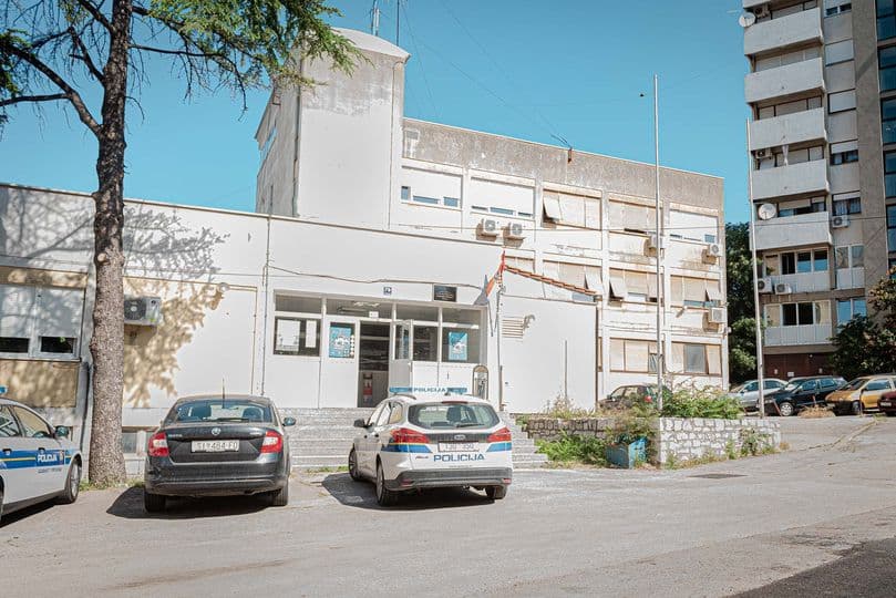 Dvojac (32, 42) verbalnim i fizičkim napadom pokušao natjerati 32-godišnjaka da vrati dug: Kazneno su prijavljeni 