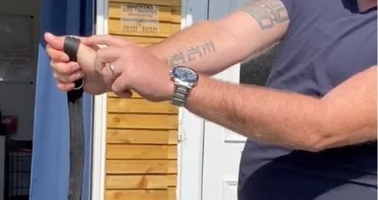 Trener pasa tvrdi da većina vlasnika pogrešno drži povodac, evo što je ispravno