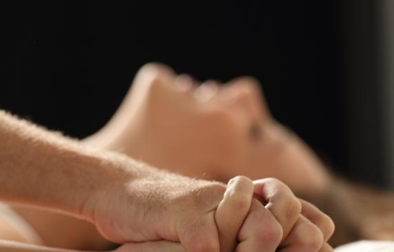 Kompulzivna seksualnost: Žene prirodno ne privlače muškarci? 