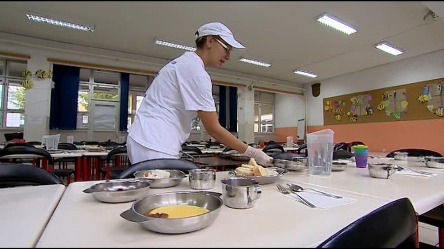 Za devet kuna dnevno školarcima možemo osigurati zdraviju budućnost, ali ne želimo  