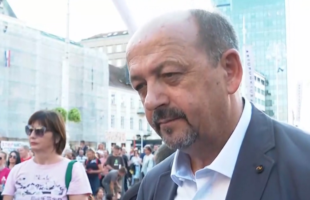 Lovrinović: 'Ako ne djeluju dva cjepiva, neće ni treće' 