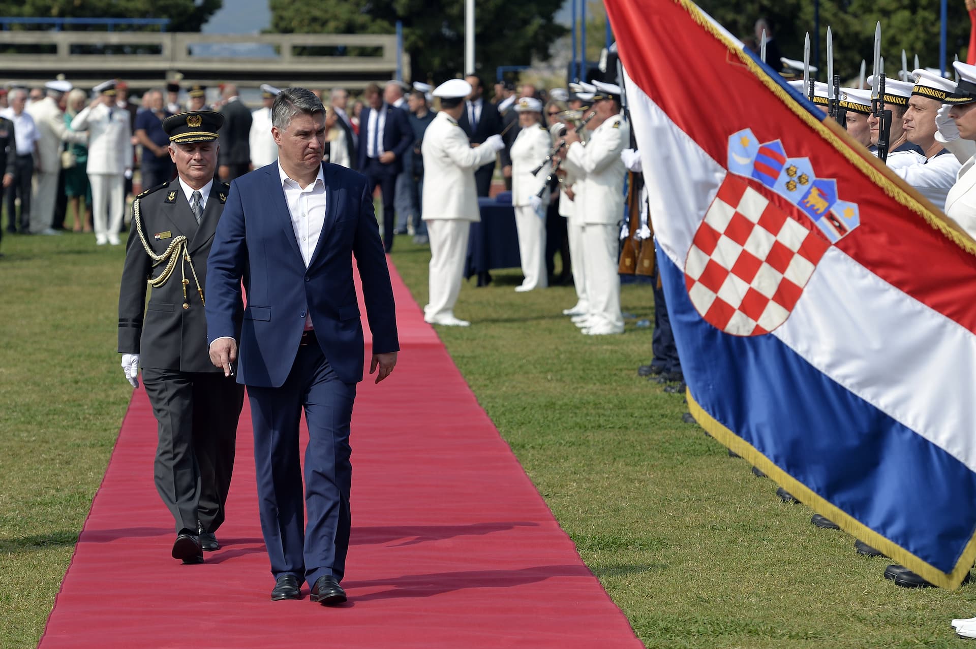 Milanović: RH može biti mirna, ali ne smije smanjivati proračun za obranu 