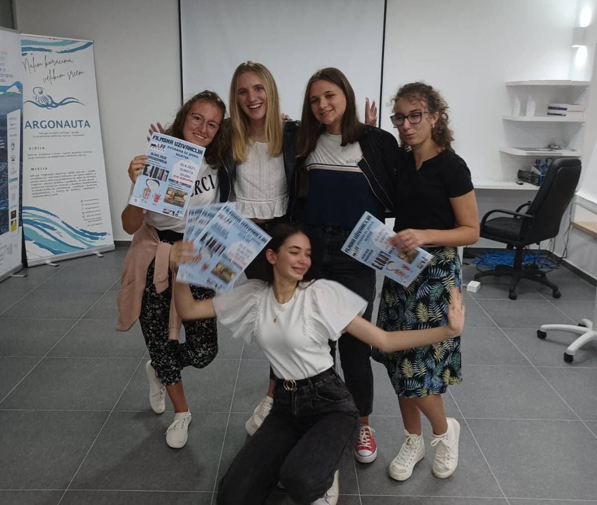 Pobjednice nacionalnog programa 'Heroj ulice' razveselile mještane Murtera 