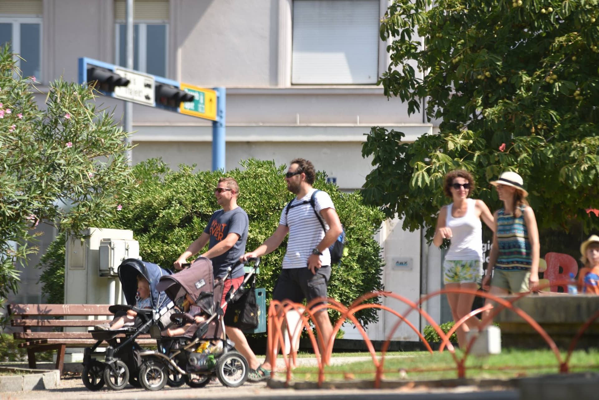 Puna plaća tijekom cijelog porodiljnog, uvodi se i obavezan dopust za očeve  