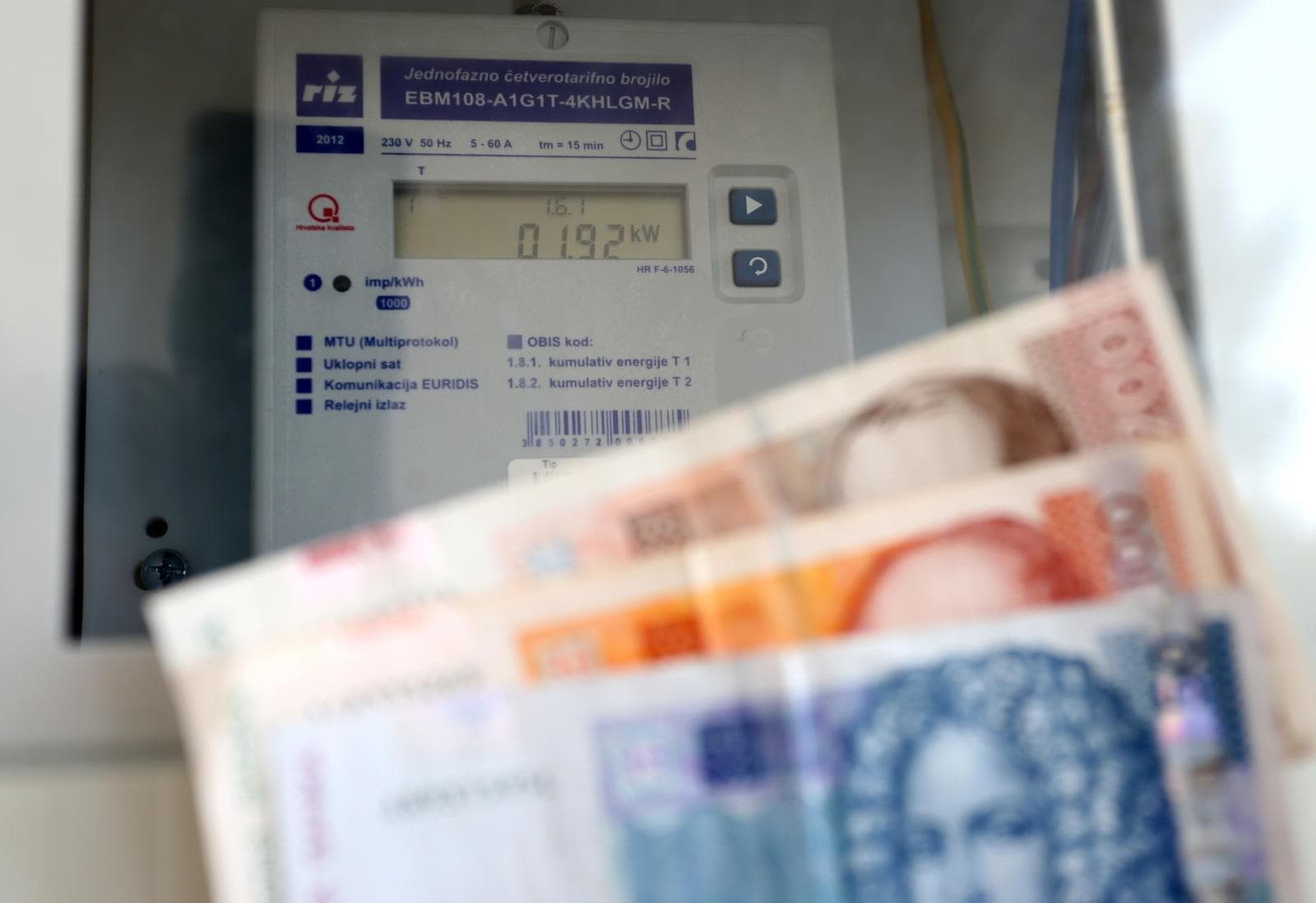 Stiže novi zakon o struji, dosta toga se mijenja za kućanstva 
