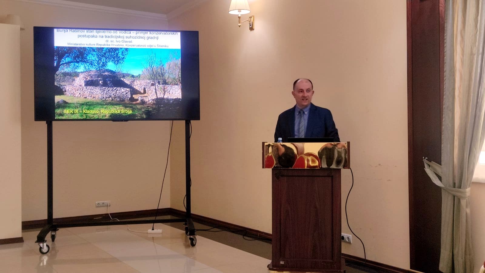 Ivo Glavaš na simpoziju u Srbiji održao predavanje o šibenskim bunjama