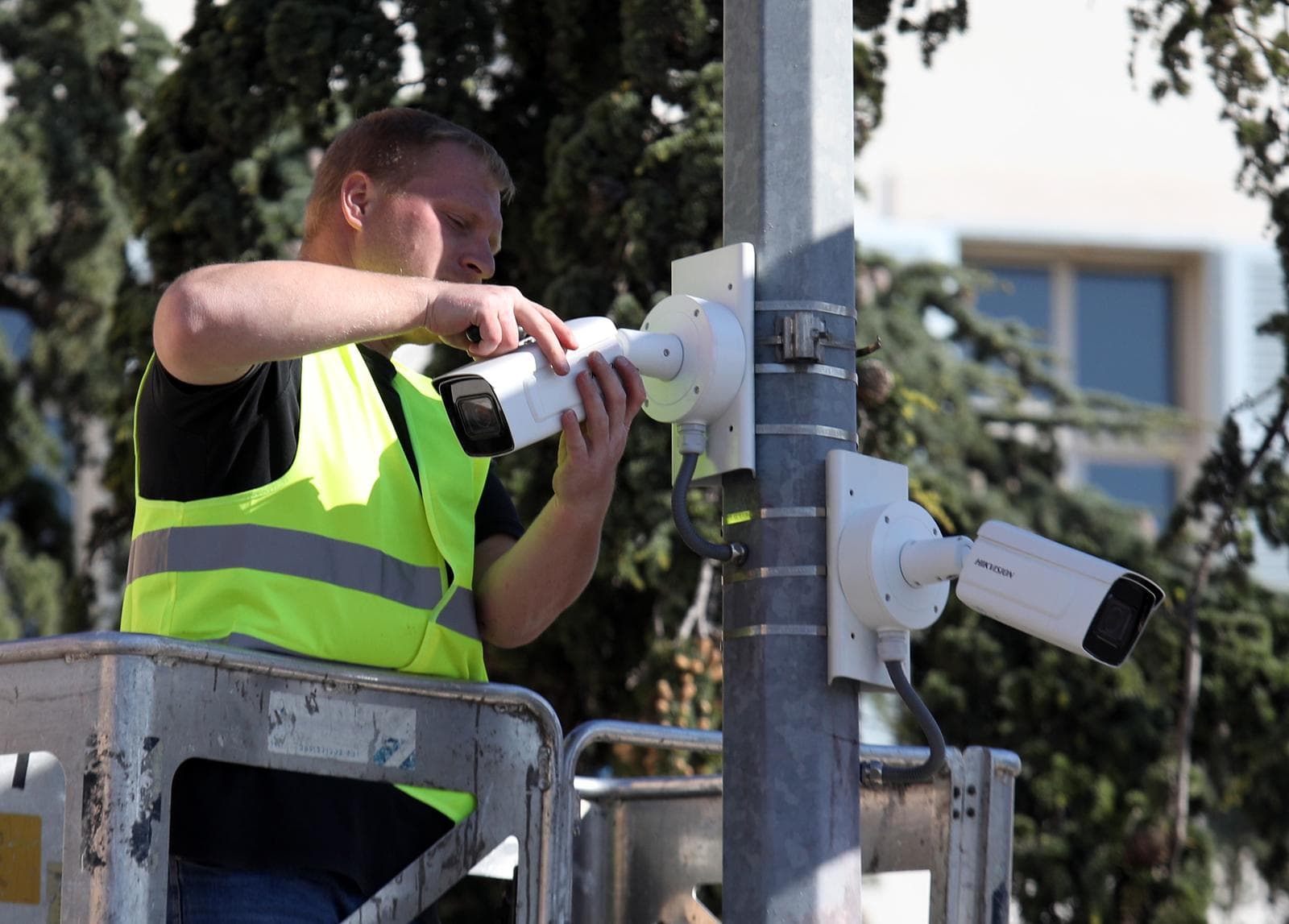 Što radite na javnim površinama pratit će 230 kamera: Počelo postavljanje videonadzora po Šibeniku