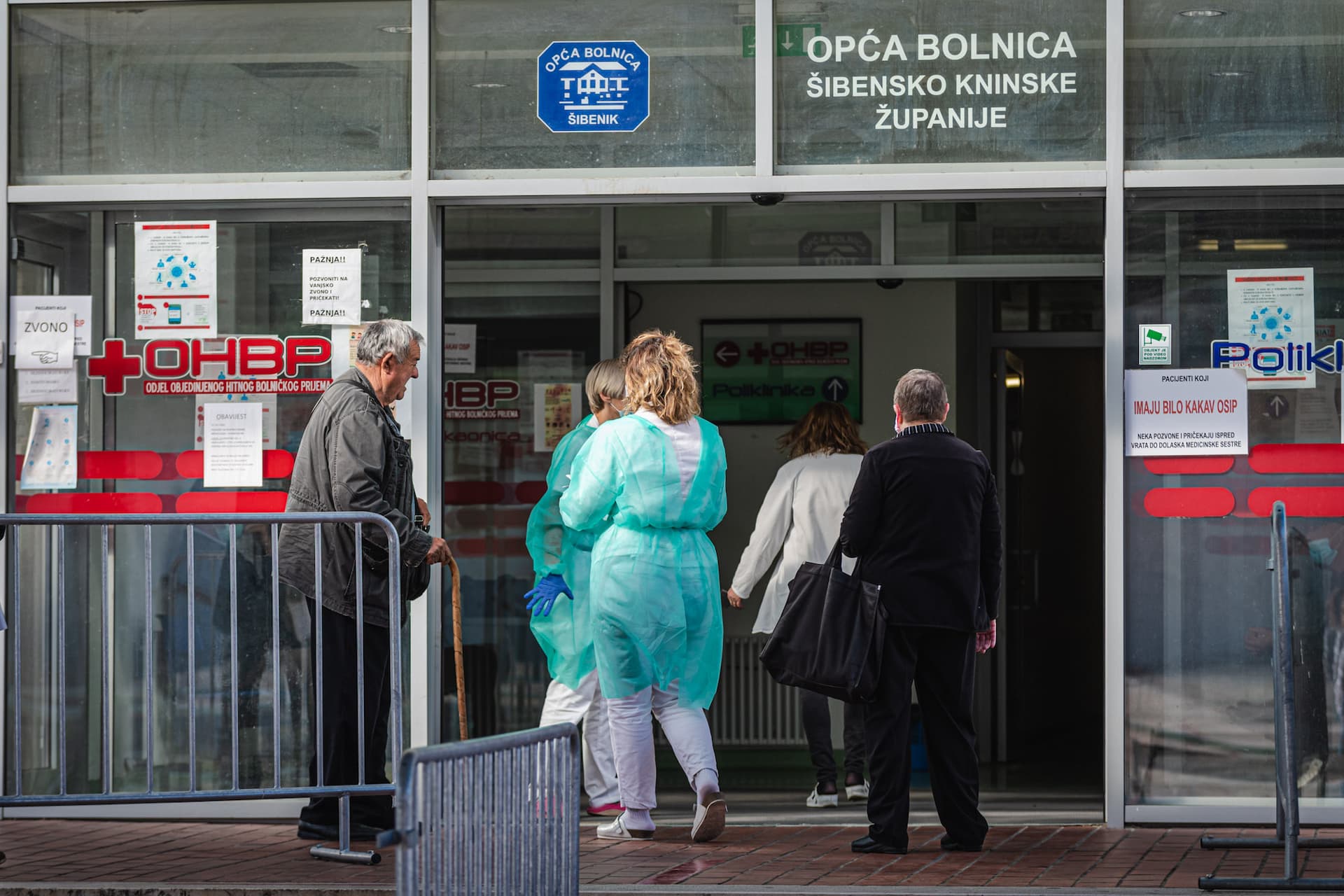 Upozorenje bolničkih liječnika: Zdravstveni sustav nestaje pred našim očima 