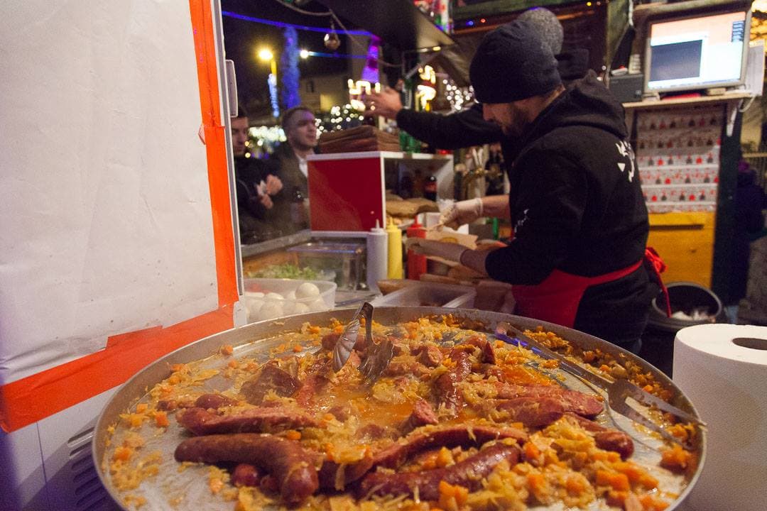 Objavljeno tko će sve imati kućicu na Adventuri: U ponudi buncekebab, pivske juhe, pecalice, sarmaburger…  