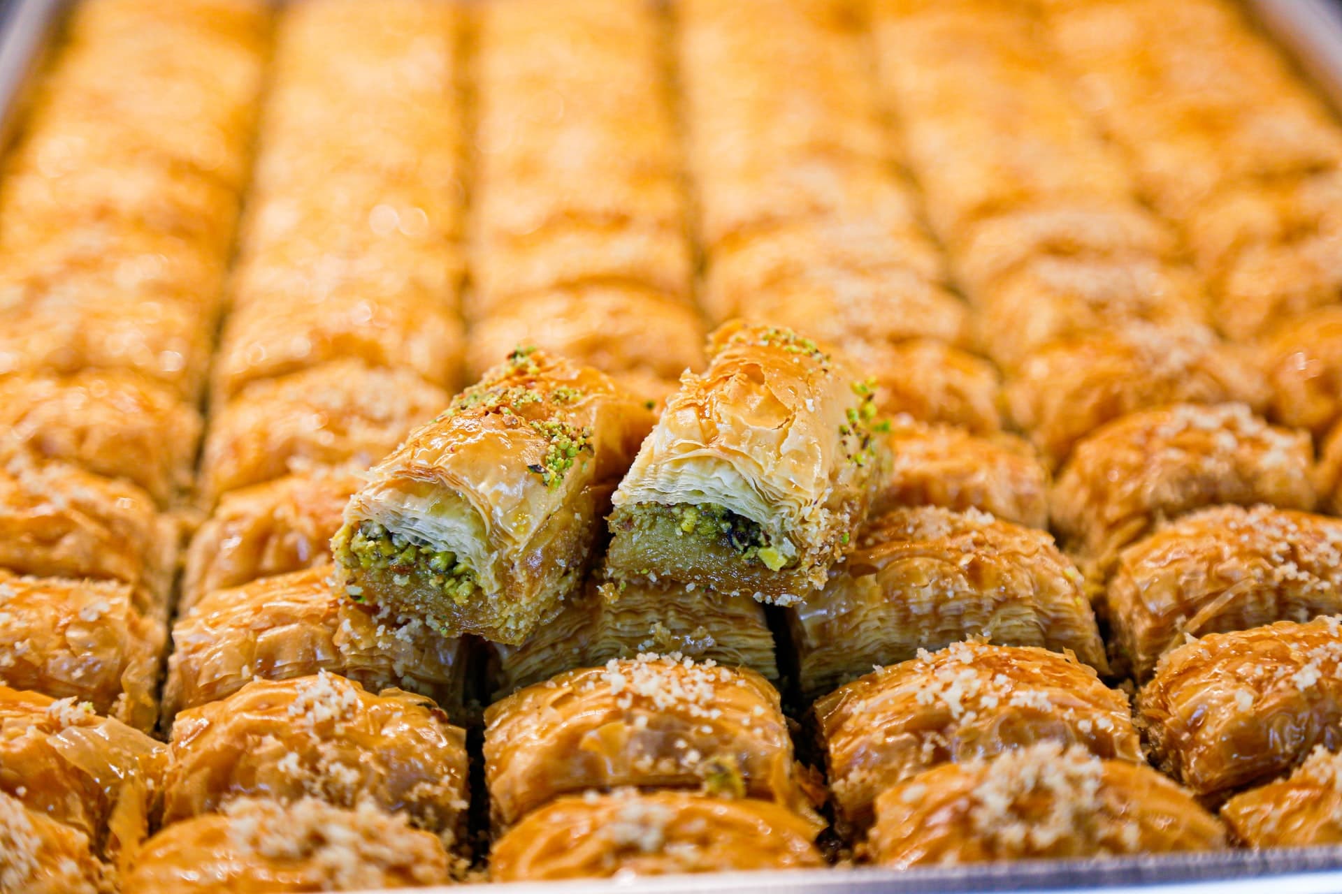 Zbog toksičnog produkta plijesni s polica se povlači baklava