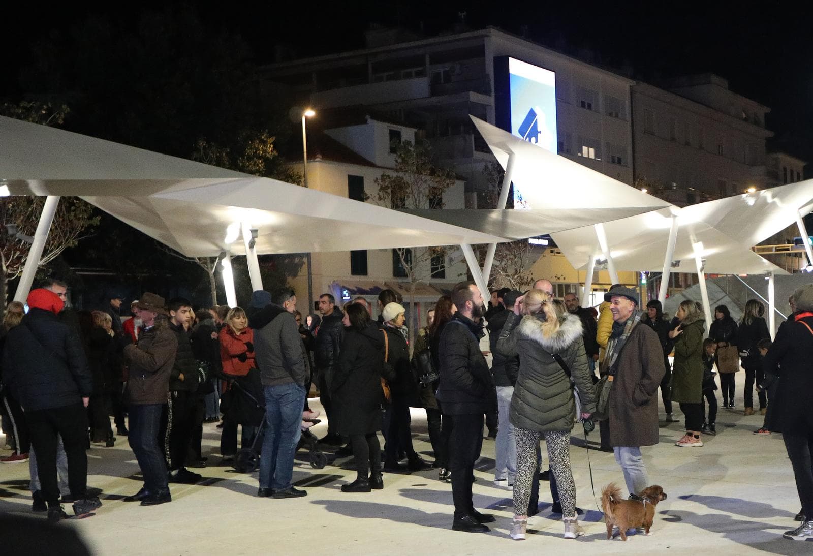 Policija će istražiti tko stoji iza tri neprijavljena prosvjeda u Šibeniku, organizatorima prijeti kazna do 20 tisuća kuna
