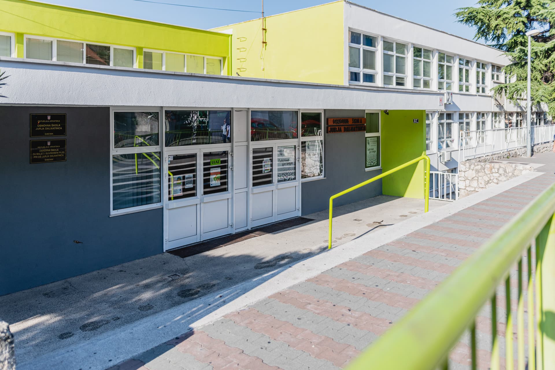 Odluka vrijedi do daljnjeg: Šibenski osnovci od ponedjeljka u svojim školskim klupama 