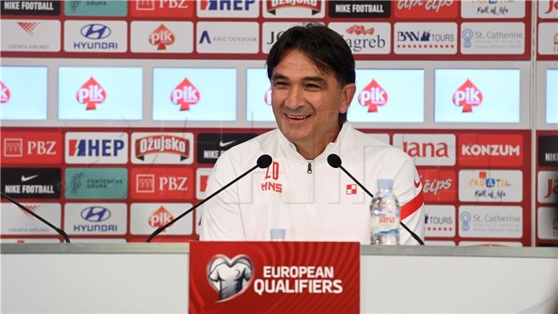 Dalić pred igru s Rusima: 'Moramo igrati pameću, a ne srcem! Poljud je rasprodan, tamo je najbolja atmosfera'