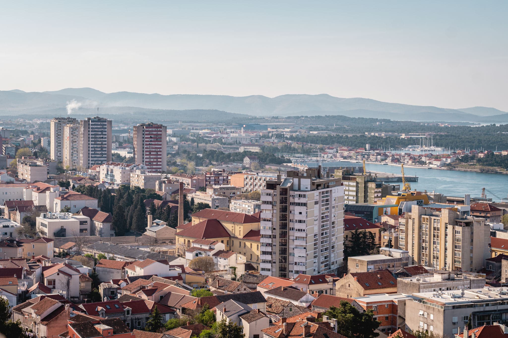 Otkaz u privatnom sektoru u našoj županiji lani dobilo 910 ljudi, a jedna firma iz Ražina poslovala je najbolje od svih