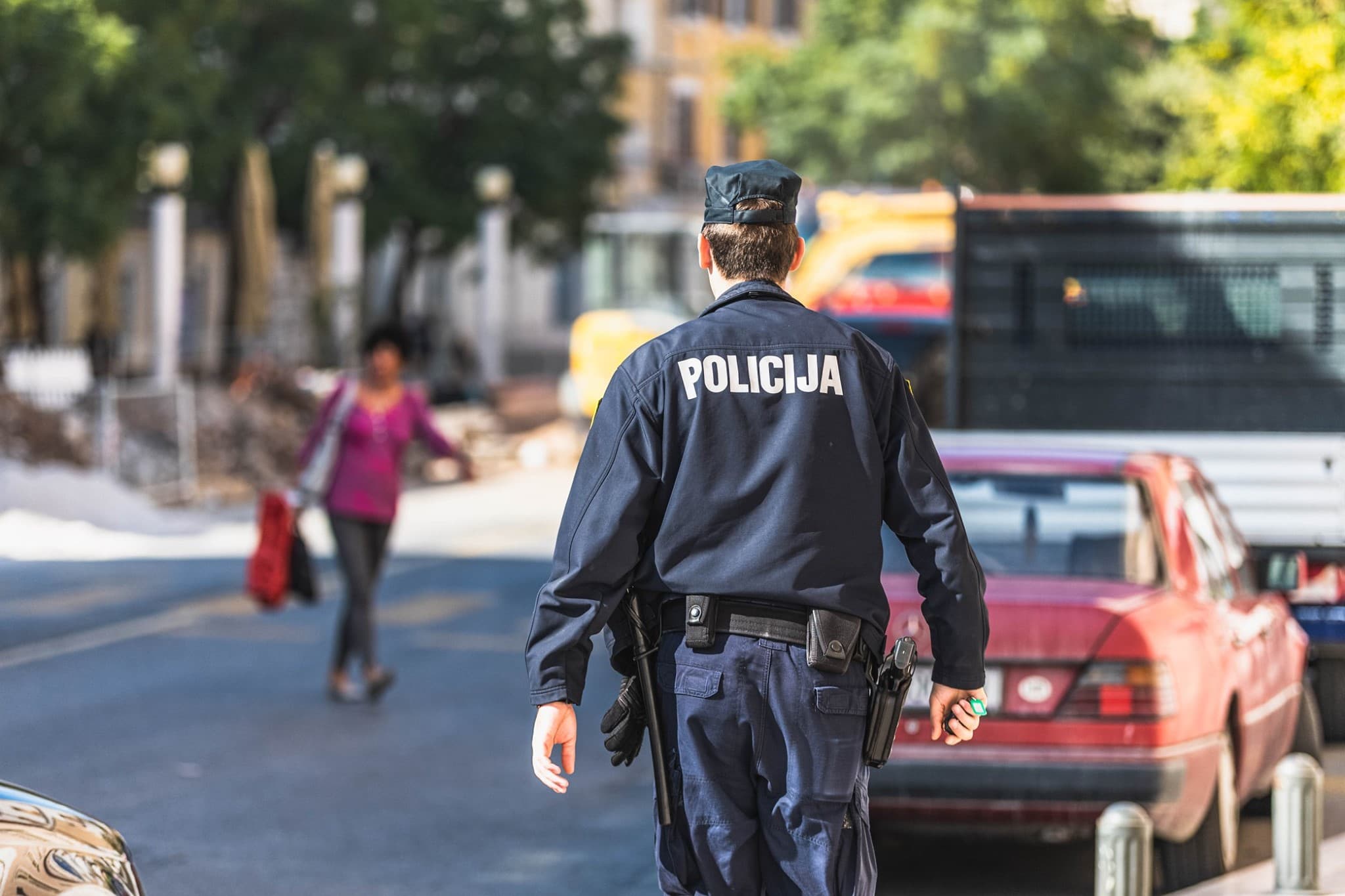 Prevaranti se predstavljaju kao šibenska policija, lažu da je banka opljačkana i traže vaš novac!