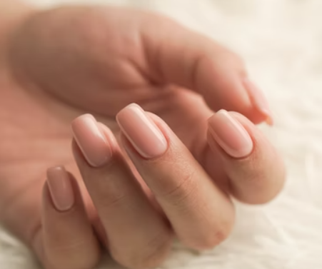 Grizete nokte? Dermatolozi imaju osam savjeta kako prestati s tom štetnom navikom 
