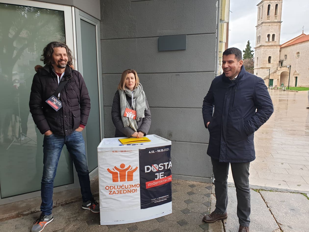 Nikola Grmoja u Šibeniku: 'Zekanoviću poručujem da nisam antivakser, ali nema šanse da svoje dijete cijepim protiv covida'
