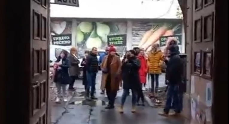 Pronađeni ljudi koji su divljački vrijeđali liječnicu u Bjelovaru, jedan joj prijetio