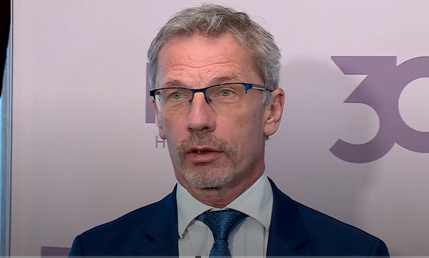 Guverner Vujčić objasnio kad ćemo u trgovinama imati cijene u kunama i eurima 