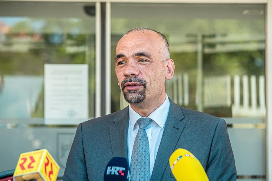 Raspodjela županijskog novca: Za rad HGSS-a 200 tisuća kuna, za stranke u županiji dvostruko više!