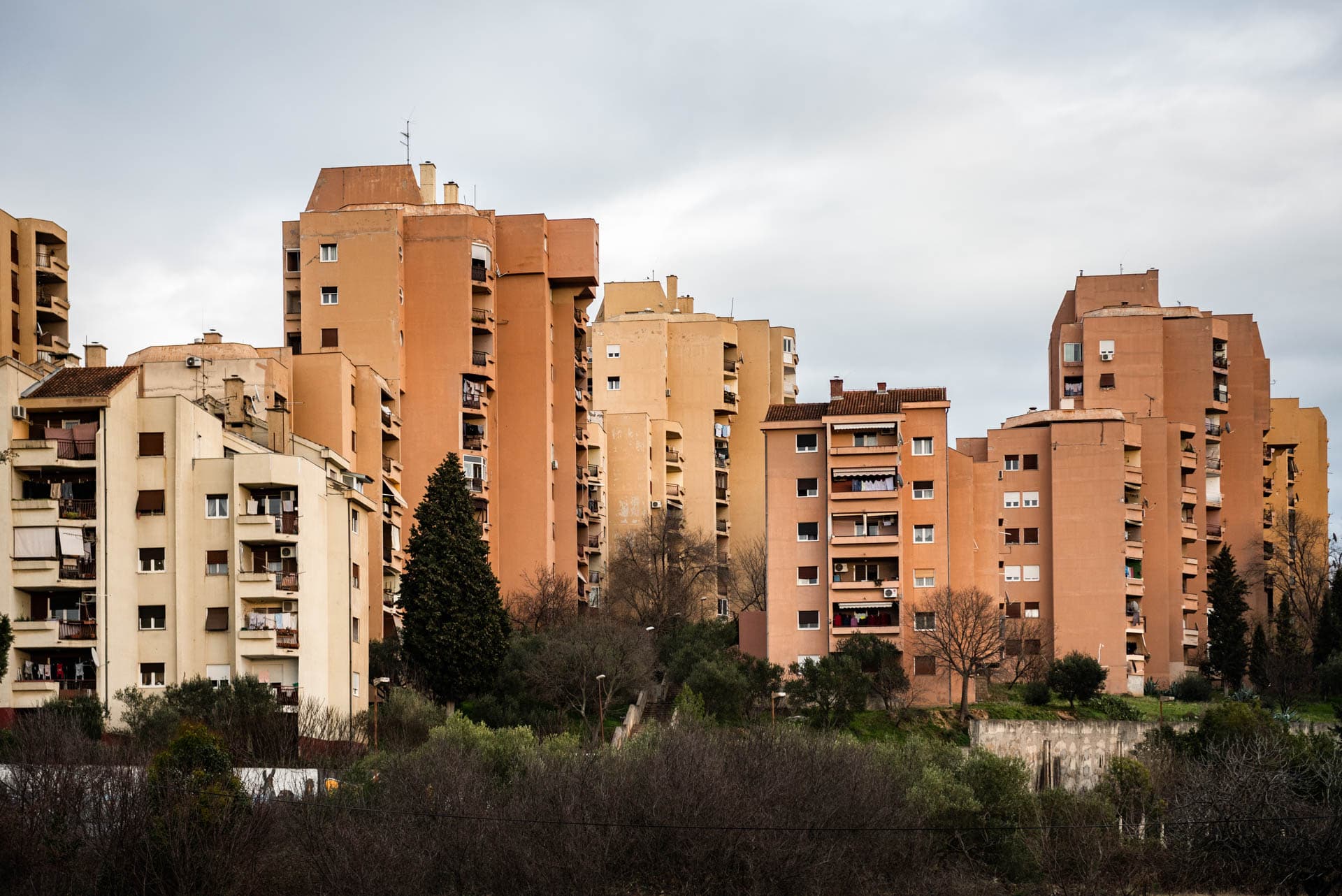 Sve je manje ljudi, a sve više stanova. Stiže li veliki pad cijena nekretnina?  