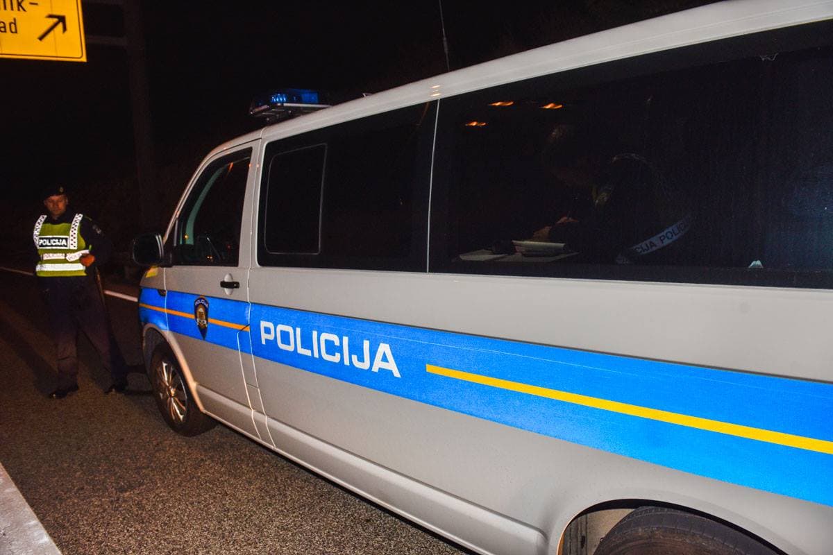 Policija sinoć zaustavila 26-godišnjaka u Audiju: Vozio usprkos zabrani i to pod utjecajem alkohola  