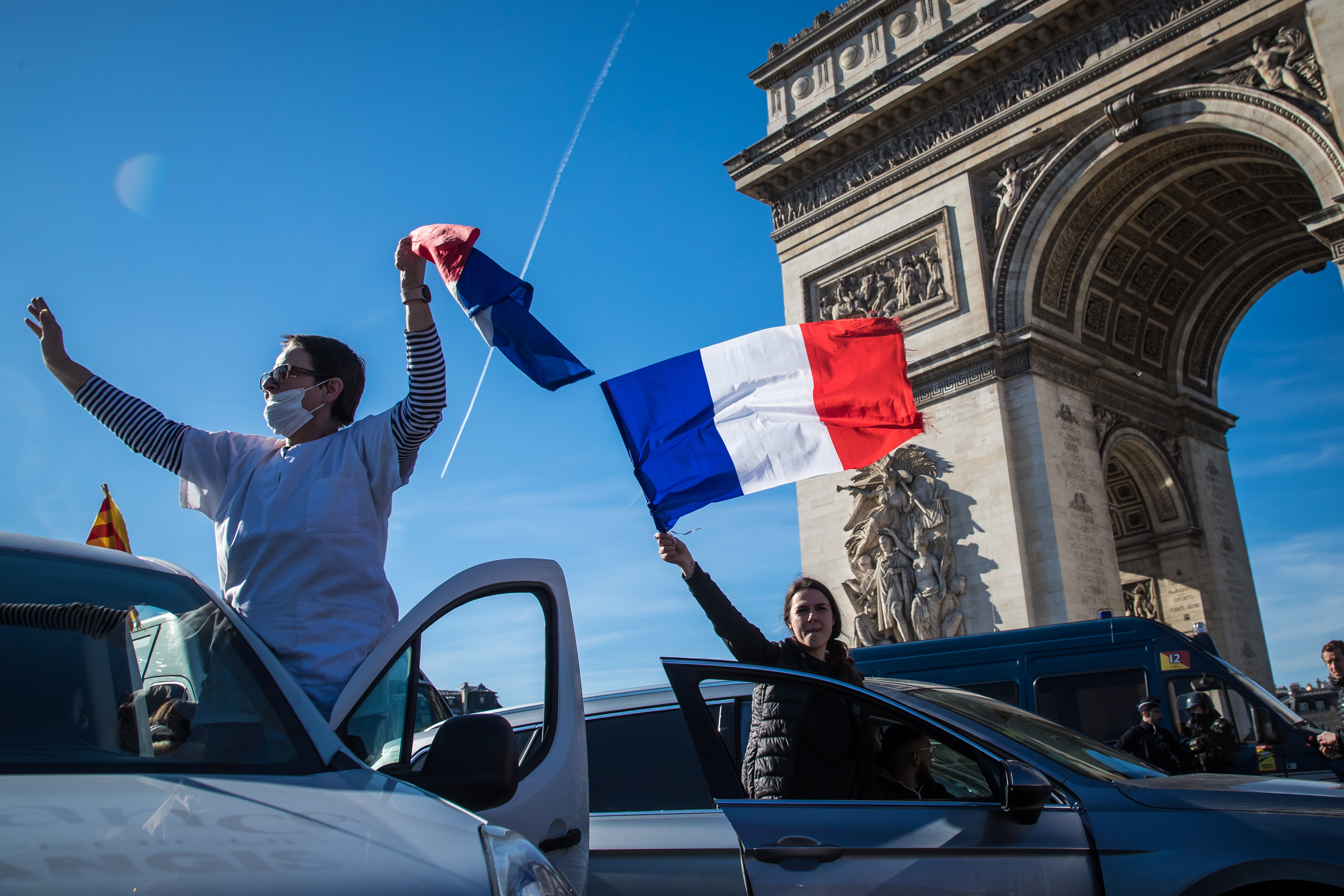 Pariz pod opsadom policije, sudionici 'konvoja slobode' krenuli prema Bruxellesu