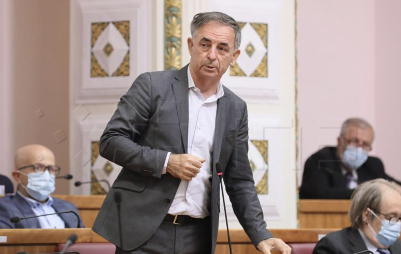 Pupovac kaže da je iznenađen što je istragom obuhvaćen i Milošević