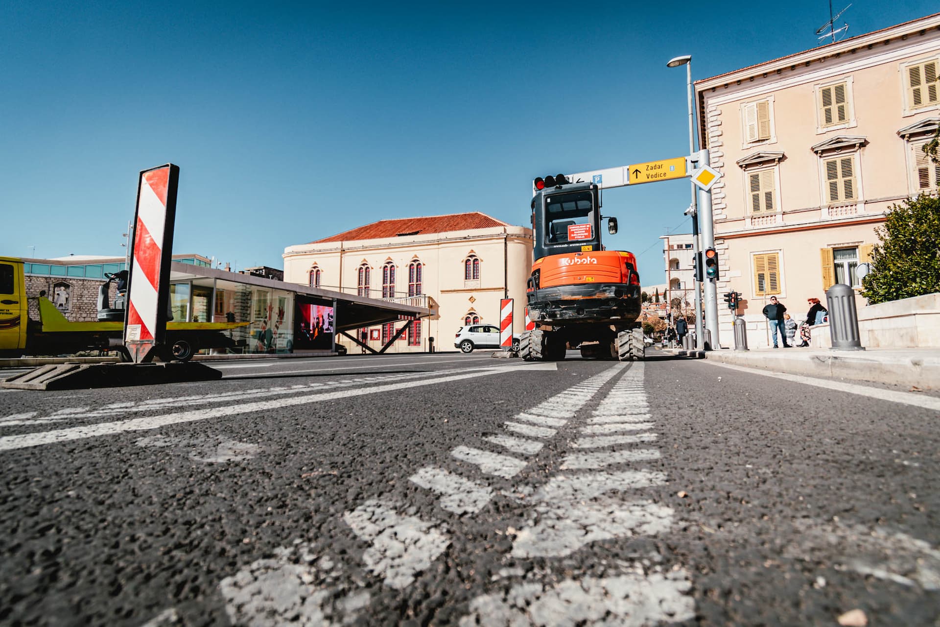 Bageri se vraćaju u grad: Do 30. svibnja zatvara se Ulica Petra Grubišića!