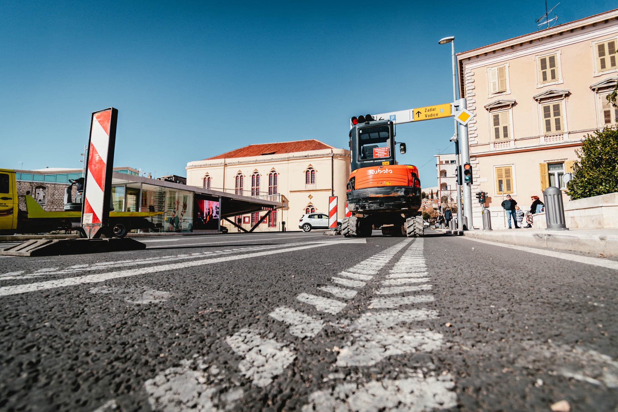 Bageri se vraćaju u grad: Do 30. svibnja zatvara se Ulica Petra Grubišića!