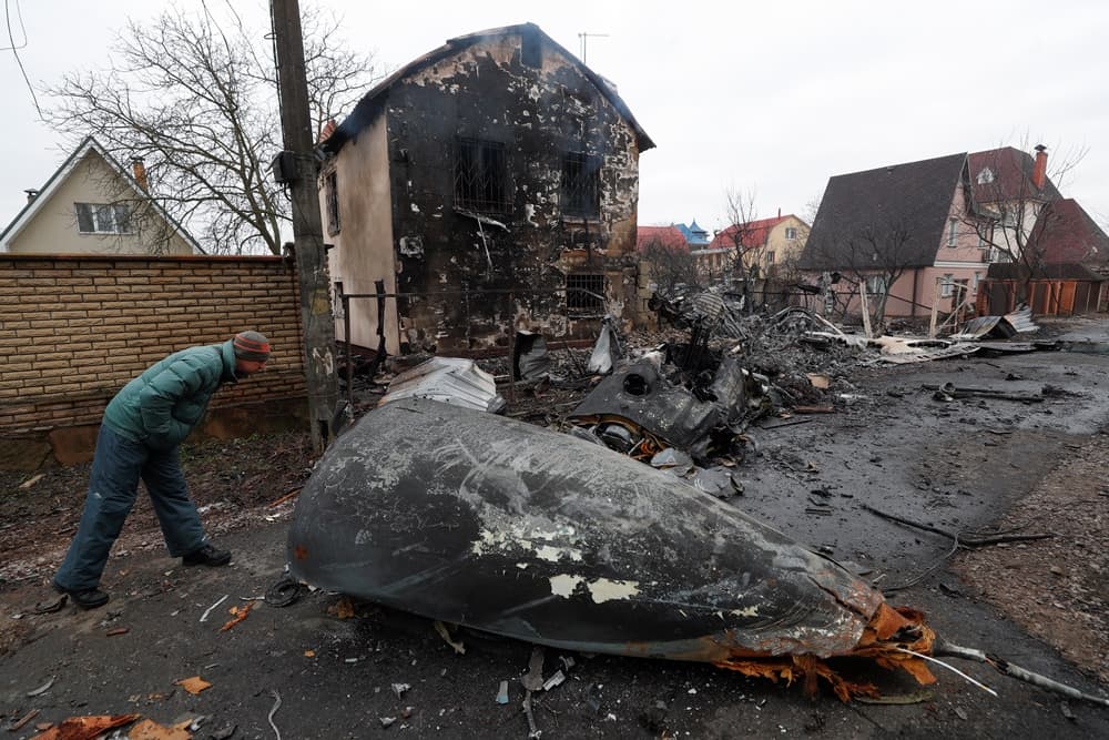 Zapad uveo neviđene sankcije Rusiji, diljem svijeta masovni prosvjedi 