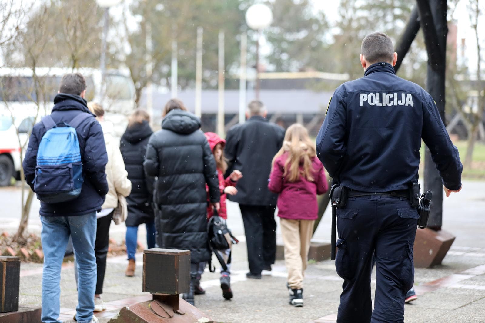U Šibenik pristigle prve izbjeglice iz Ukrajine: Pomoći im možete i na druge načine, Crveni križ objavio apel 