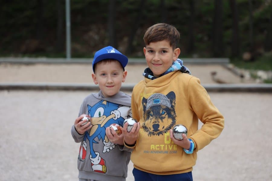Marin i Lovre najmlađi su igrači Petanki u županiji, poslali su i poruku svojim vršnjacima 