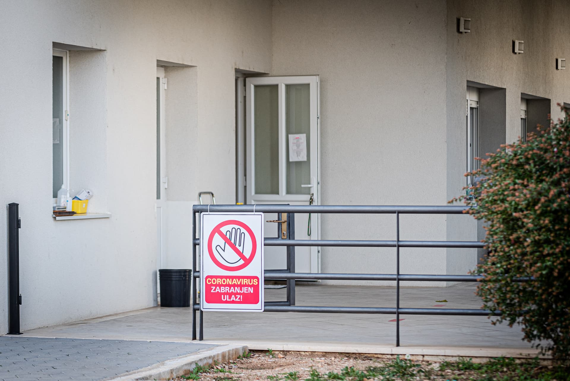 U Hrvatskoj 1016 novih slučajeva, na respiratoru 61 pacijent