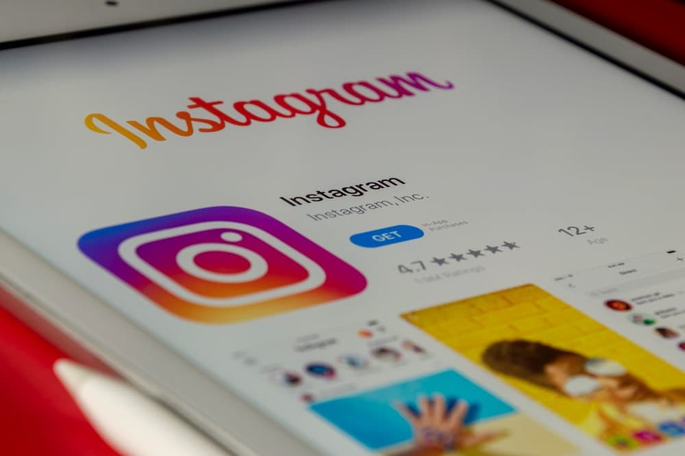 'Pišem objavu i plačem': Rusi se oprostili i od Instagrama