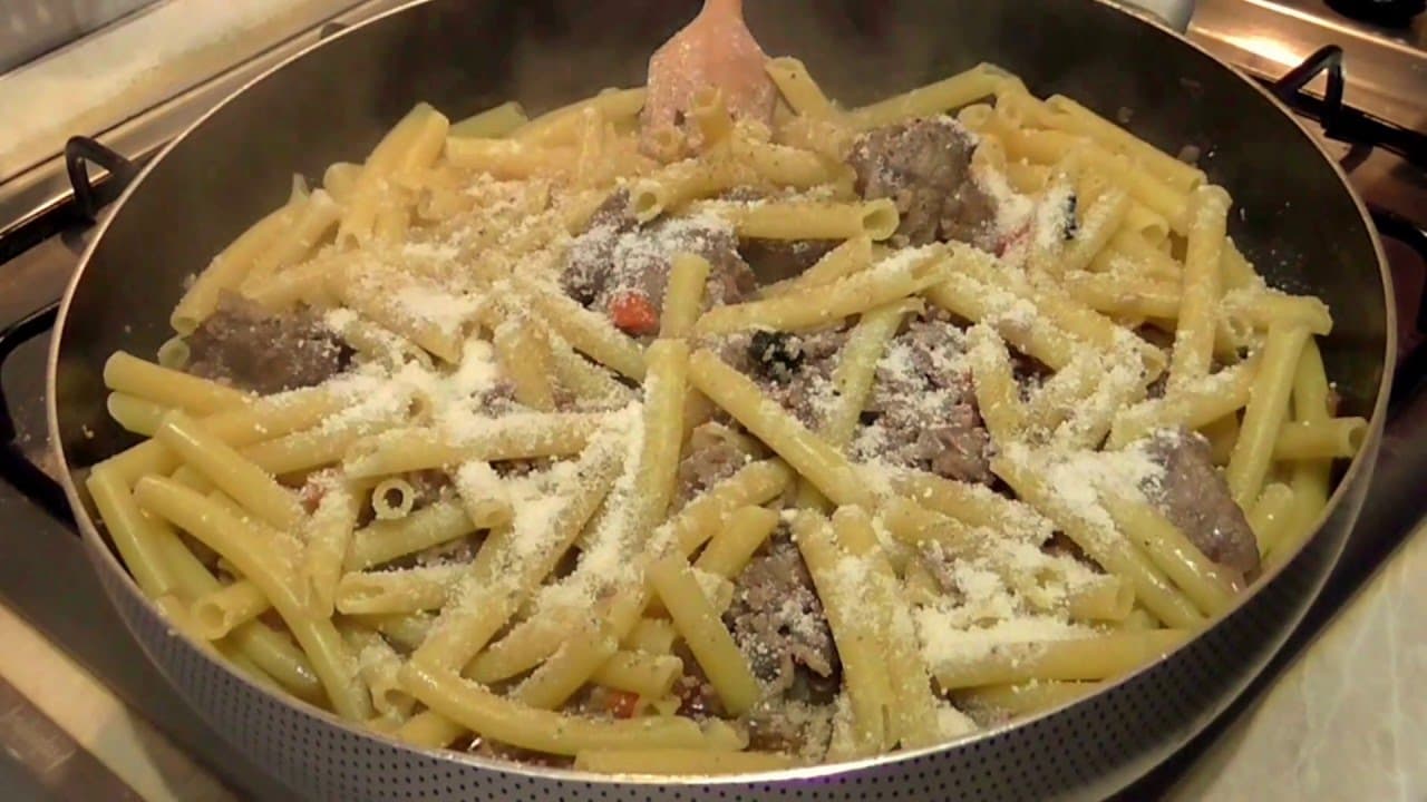 Recept za tjesteninu s tako mekanom junetinom koja se topi u ustima 