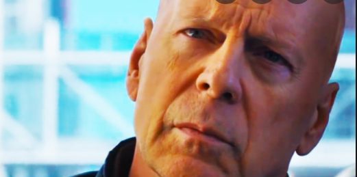 Problemi s govorom: Legendarni Bruce Willis boluje od afazije i završava karijeru 