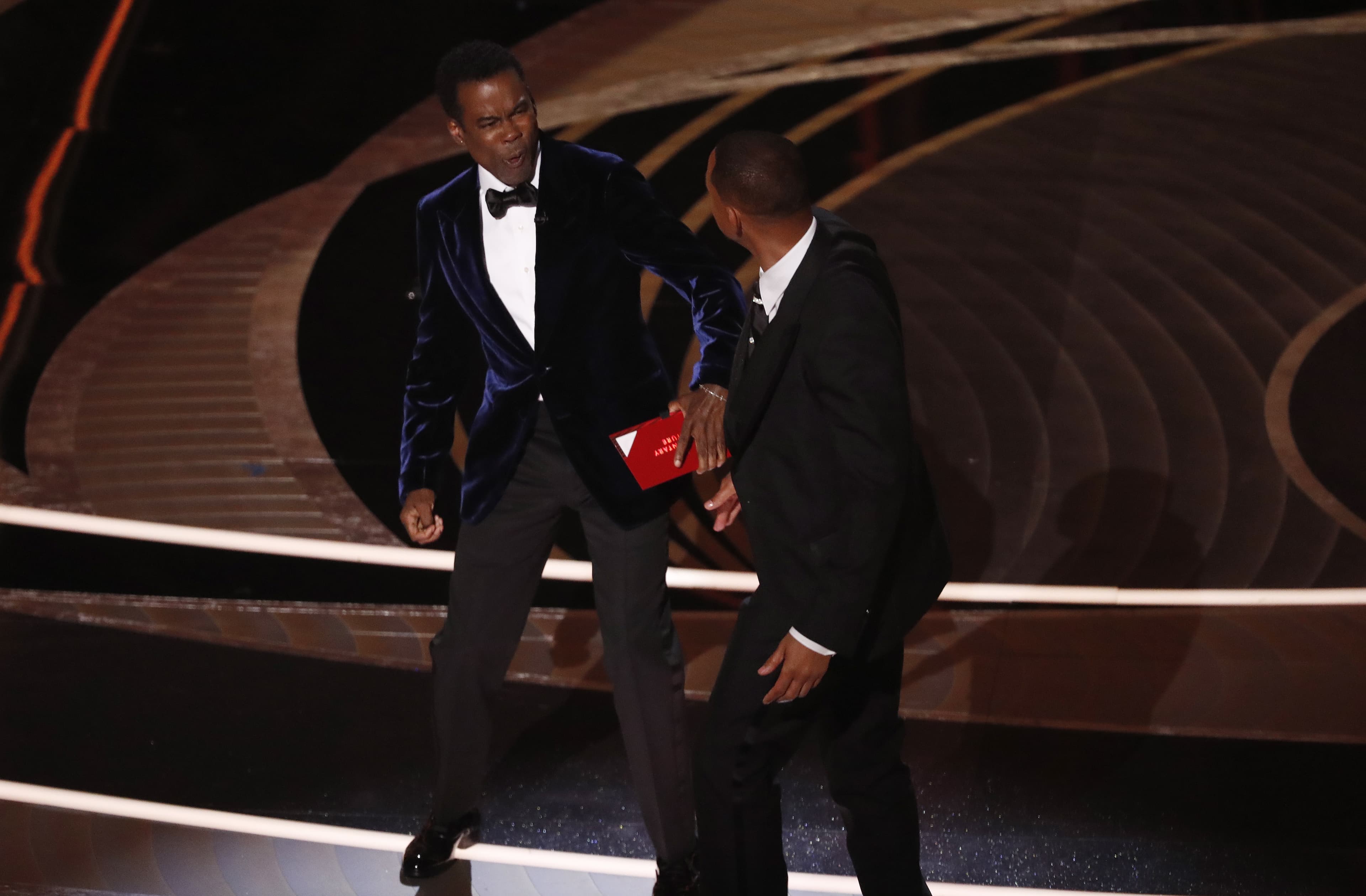 Will Smith napustio filmsku Akademiju: 'Iznevjerio sam povjerenje'