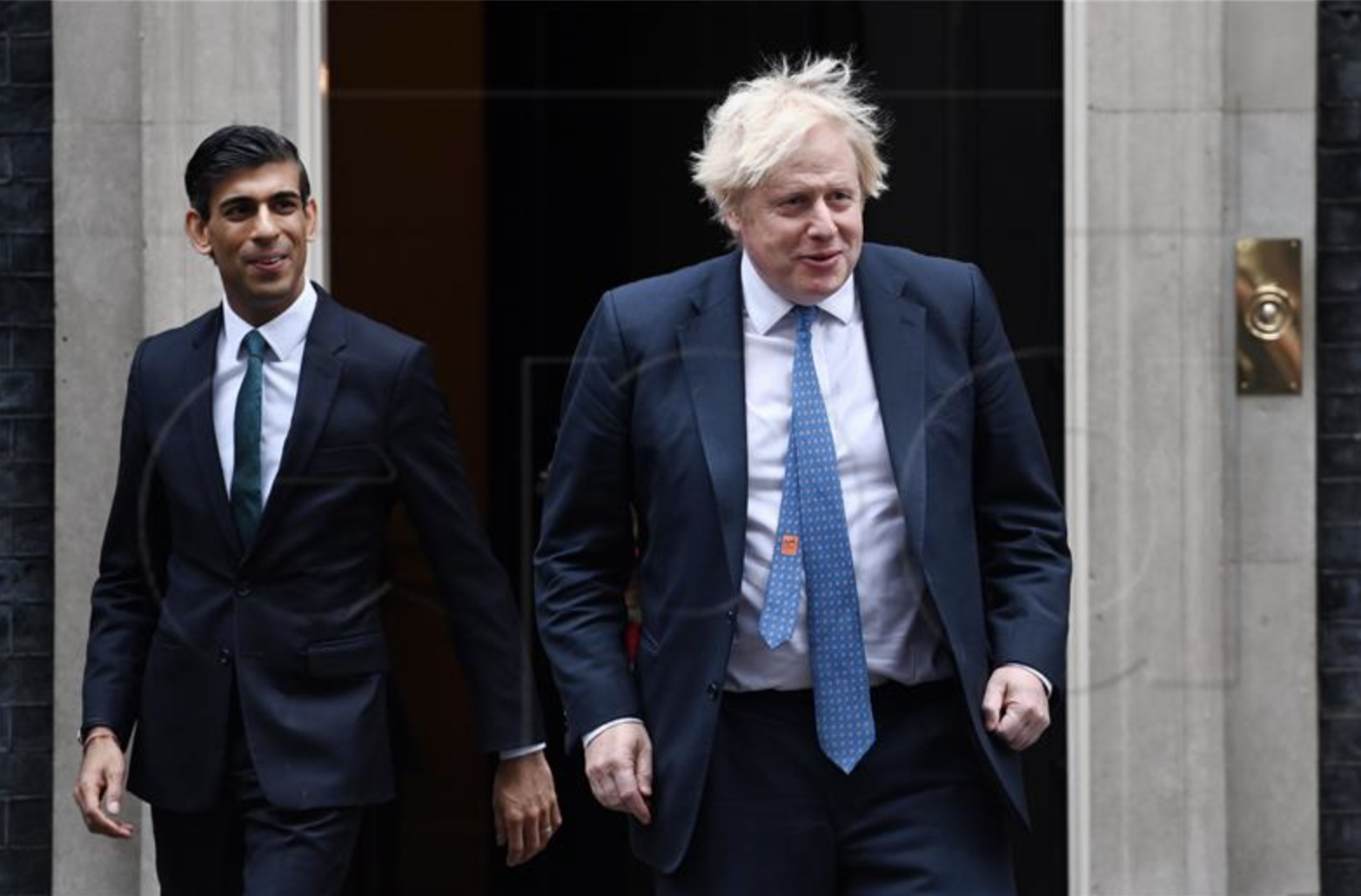 Britanskog premijera i ministra financija policija će kazniti zbog kršenja lockdowna