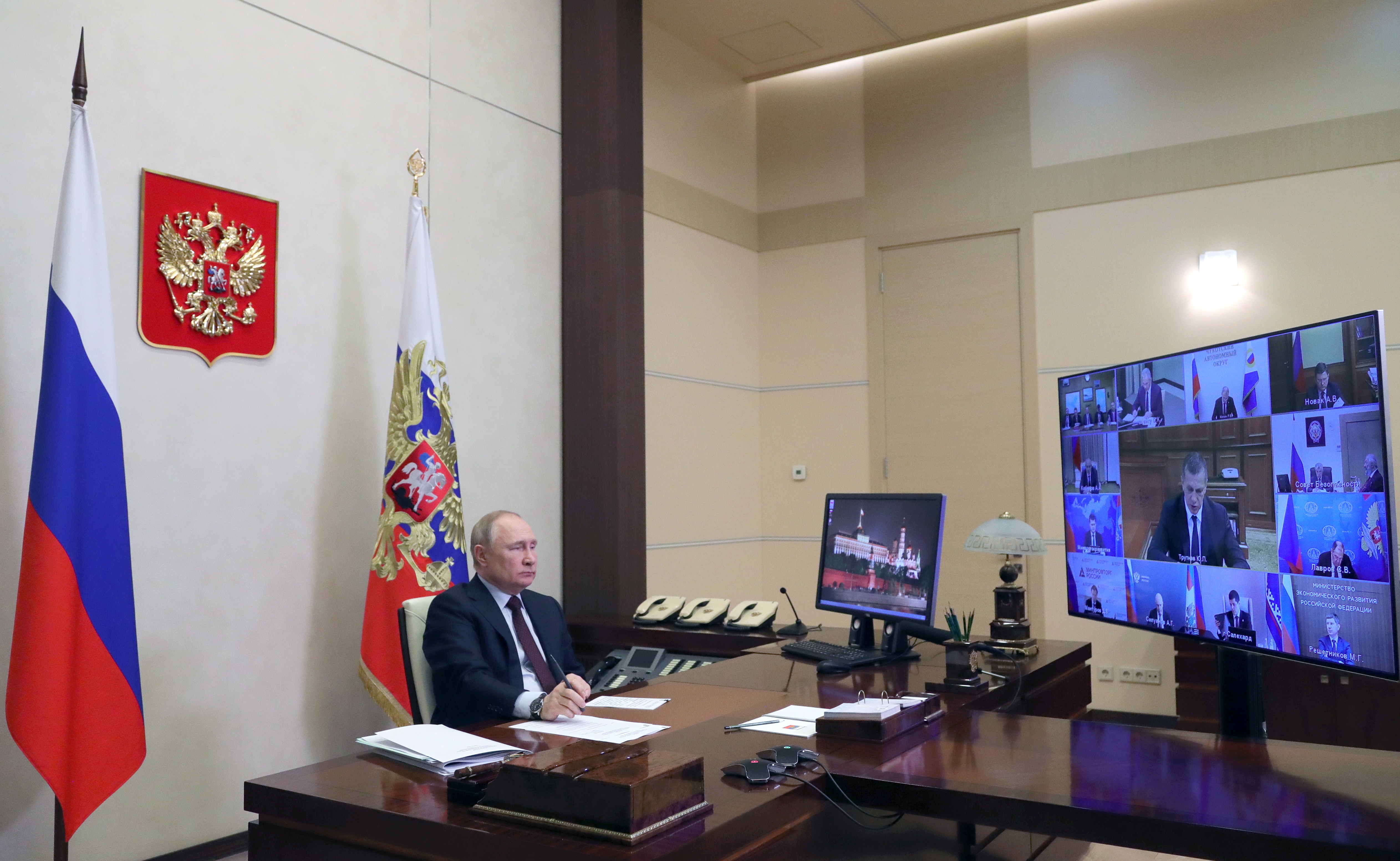 Putin kaže da Rusija može preusmjeriti izvoz energenata 